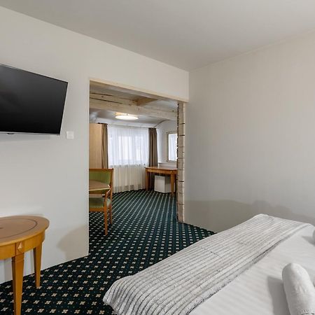 Eden 3 & Eden 4 Hotel Predeal Bagian luar foto