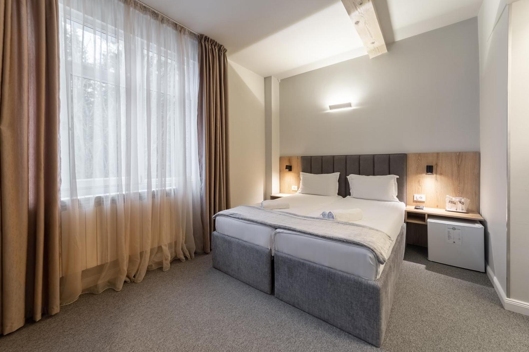 Eden 3 & Eden 4 Hotel Predeal Bagian luar foto