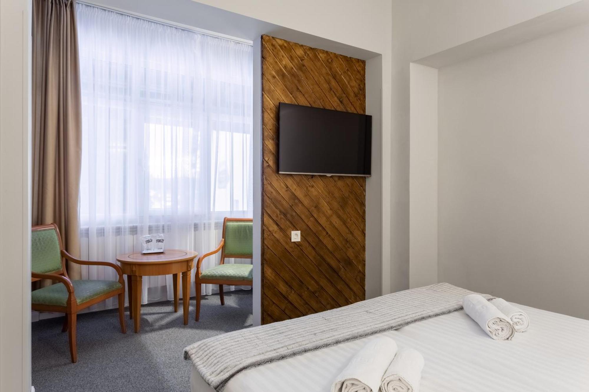 Eden 3 & Eden 4 Hotel Predeal Bagian luar foto